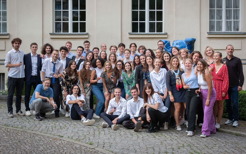 Group photo of the ESCP-UNEP team in the courtyard of the Berlin campus