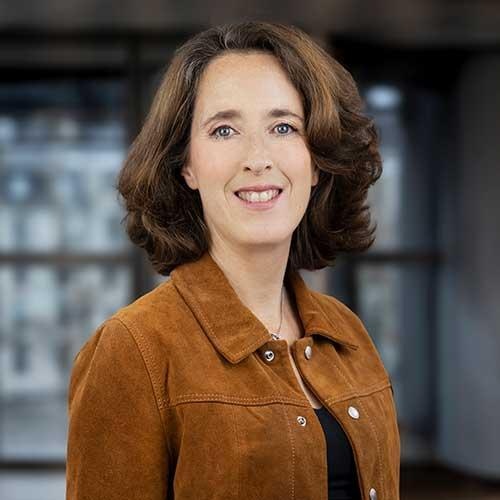 Emmanuelle Léon, Professeur ESCP et Directrice Scientifique de la Chaire Reinventing Work